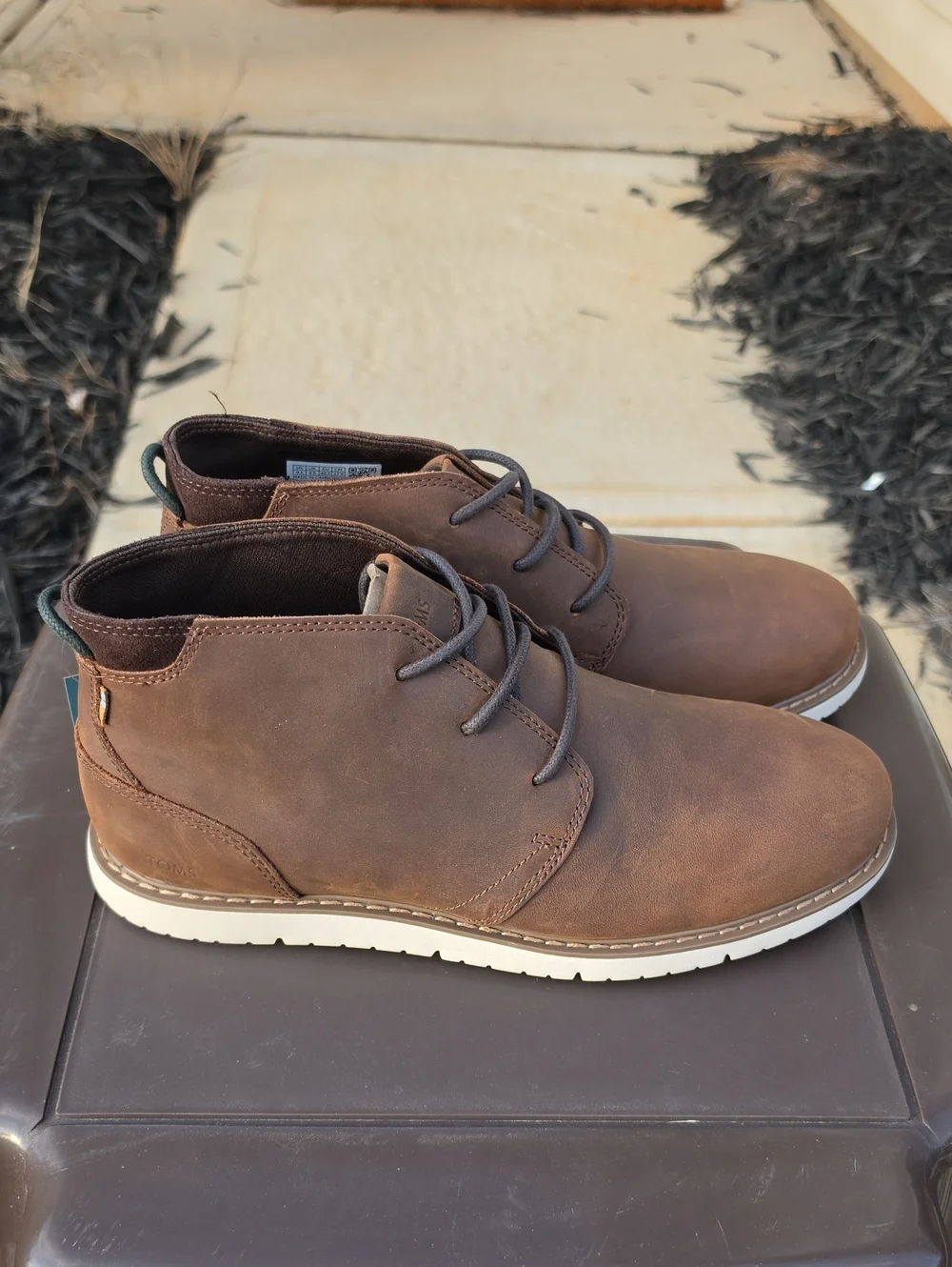 TOMS Navi Men's Chukka Boot Size 9.5 Water Resistant Topaz Brown Leather NWT